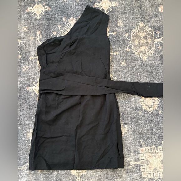 Victoria Beckham Black One-Shoulder Dress - Picture 2 of 2
